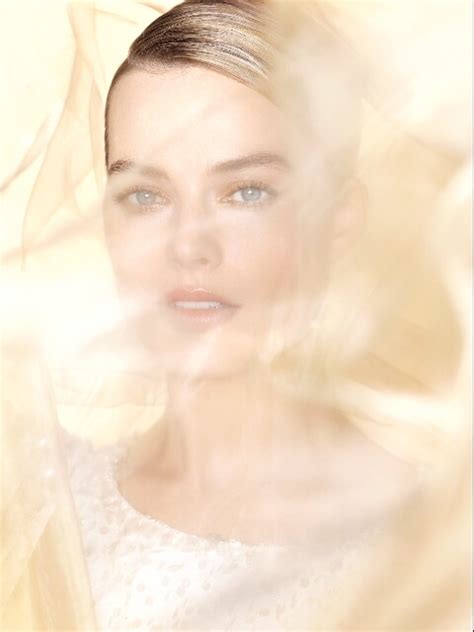 nuovo profumo chanel 2014|Margot Robbie è il nuovo volto di Chanel N°5 .